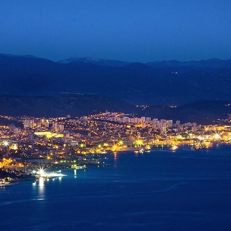 Apartment With View In Rijeka Exterior foto